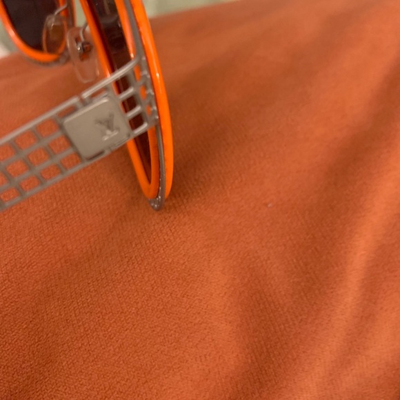 Sunglasses - Picture 5 of 8